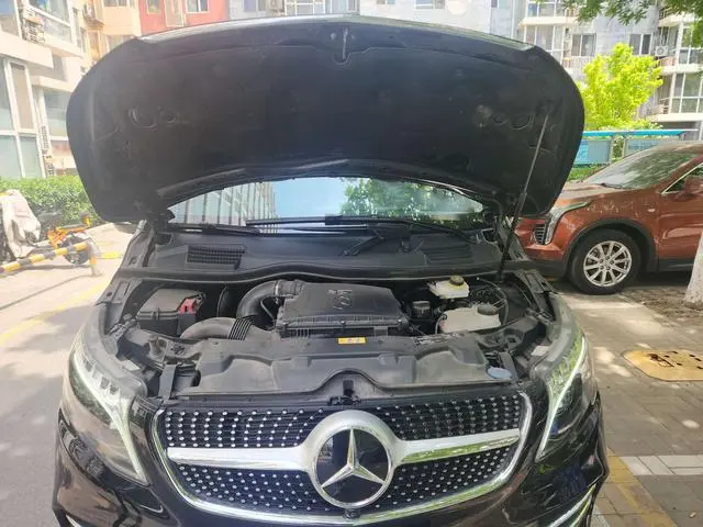 Mercedes-Benz Mercedes-Benz V-class V 260 L Long wheelbase Deluxe Edition