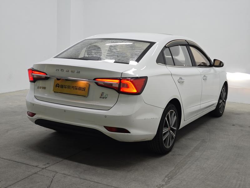 Roewe Roewe i5 2019