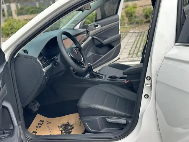 Volkswagen Lavida 1.5L automatic comfort version