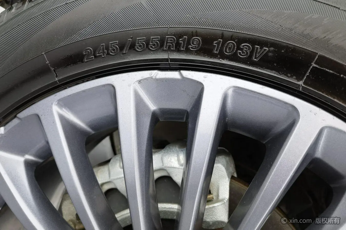 Changan Changan CS95 2.0T two-wheel drive luxury