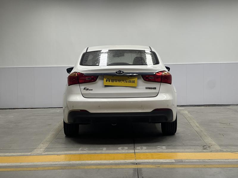 Kia Kia K3 2015