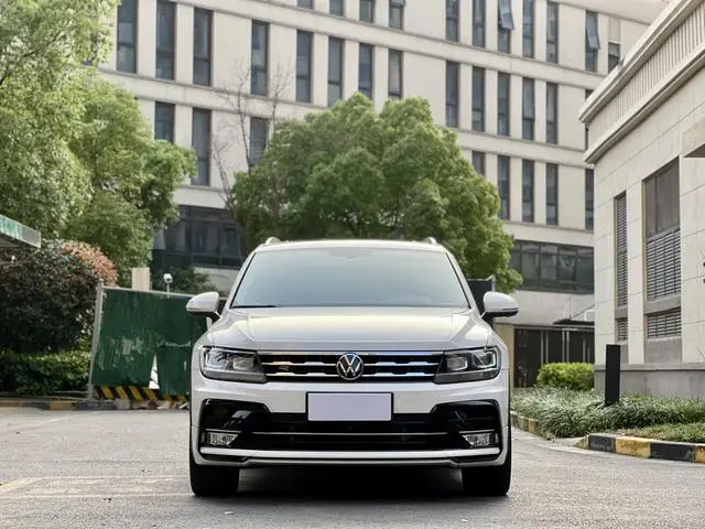 Volkswagen Tiguan L 330TSI automatic two-wheel drive R-Line Premium edition