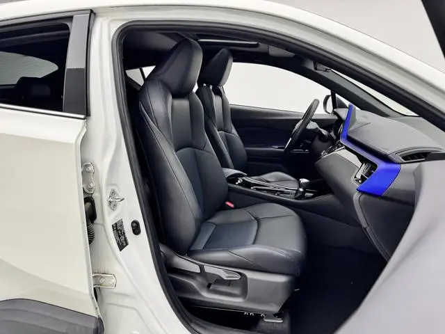 TOYOTA Toyota C-HR 2.0L Leading version