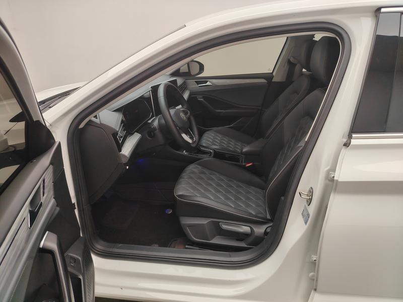 Volkswagen Sagitar 2023