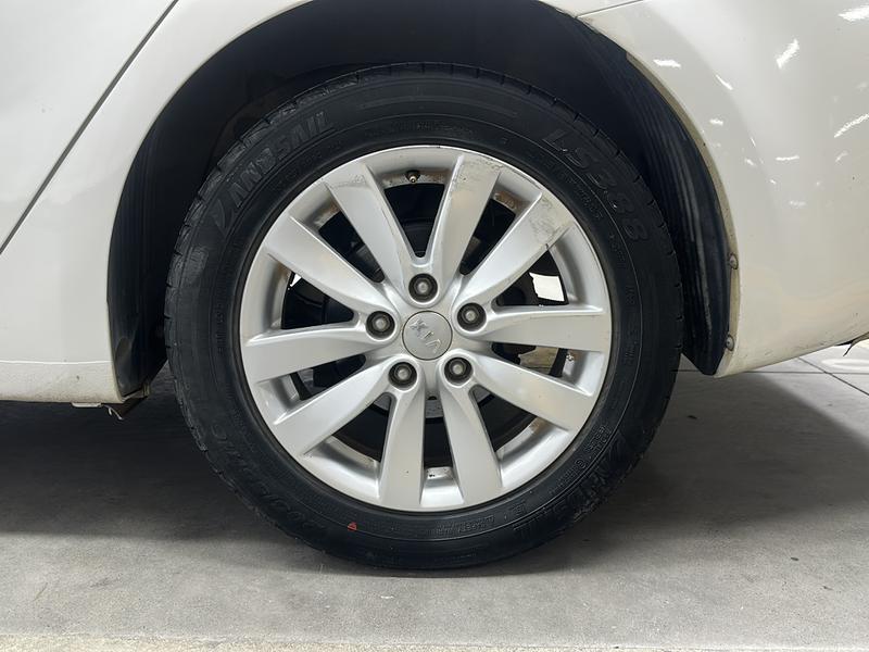 Kia Kia K3 2015