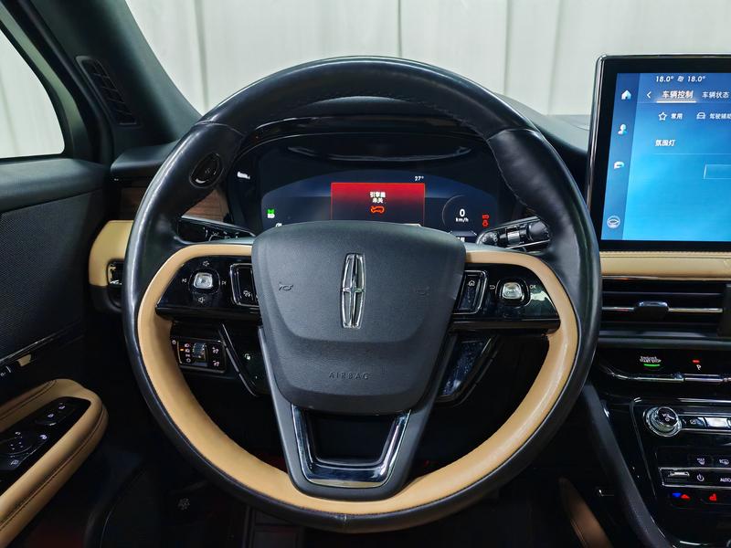 Lincoln adventurer 2022