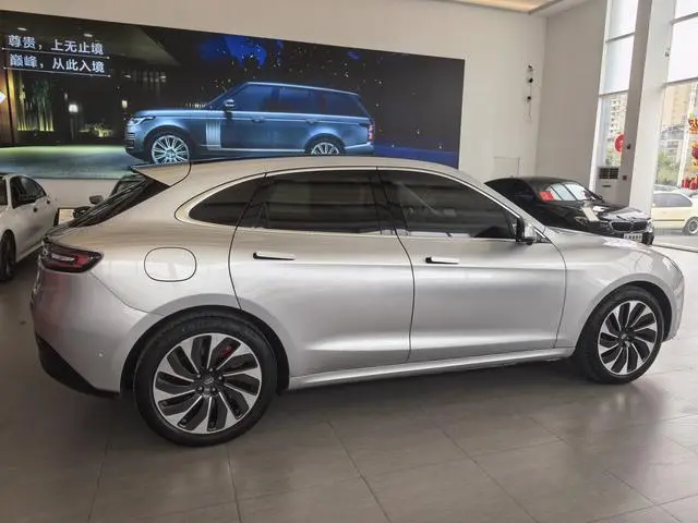 AITO Ask the world M5 Extended range four-wheel drive performance version
