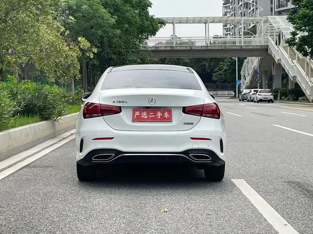 Mercedes-Benz Mercedes-Benz A-class A 180 L sports sedan