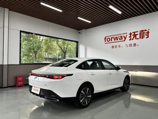 Changan Yidong PHEV Smart new Blue Whale 145KM high-energy version