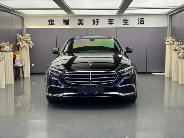 Mercedes-Benz Mercedes-Benz E-class PHEV Facelift E 350 e L sports sedan