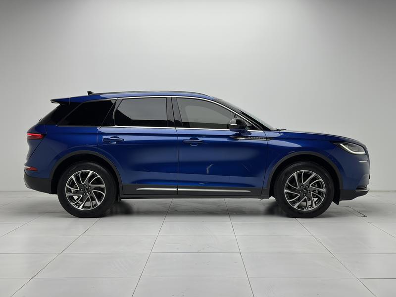 Lincoln adventurer 2022