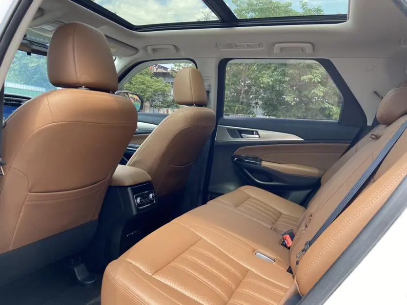 Changan Changan CS95 2.0T two-wheel drive Zhiyuan version