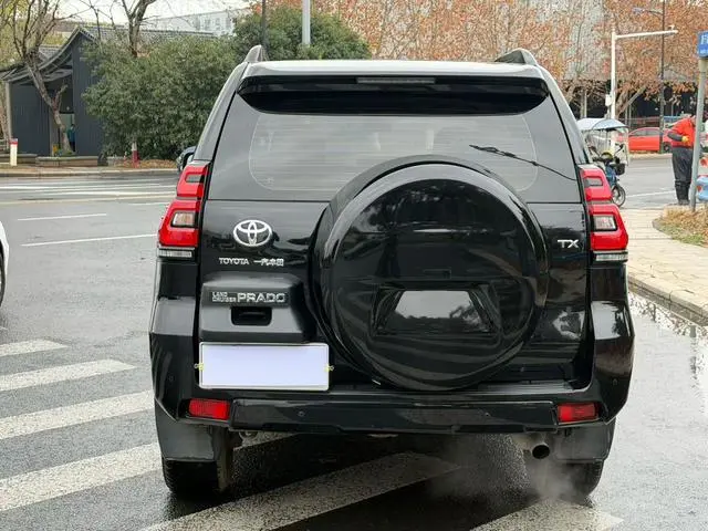 TOYOTA Prado 3.5L automatic TX-L premium version with spare tire after hanging