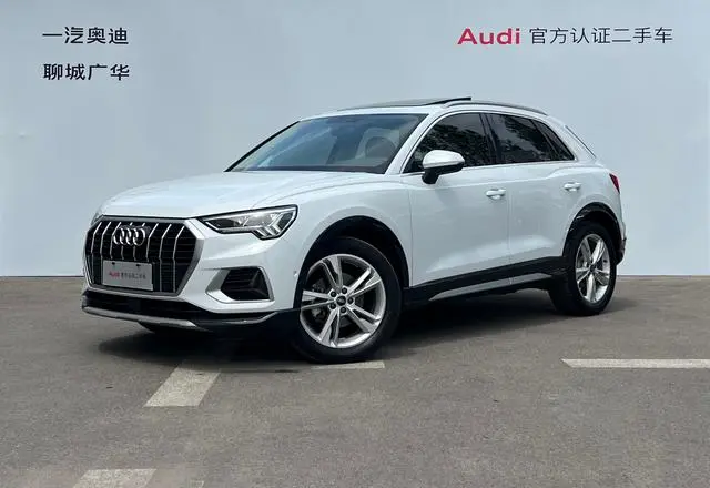 Audi Audi Q3 35 TFSI fashion and elegant
