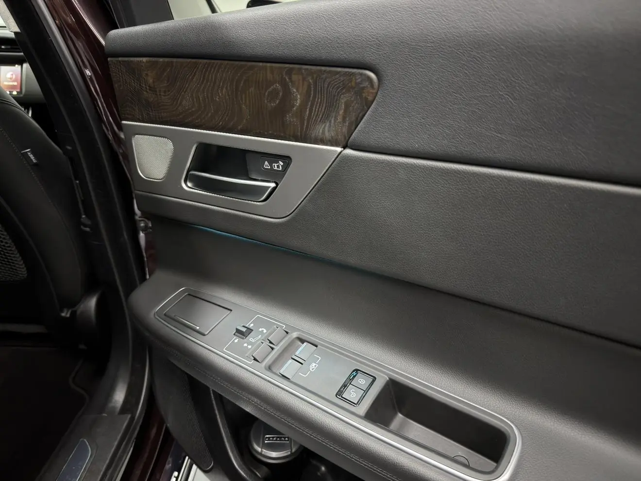 Jaguar Jaguar XFL XFL 2.0T 250PS Premium Edition