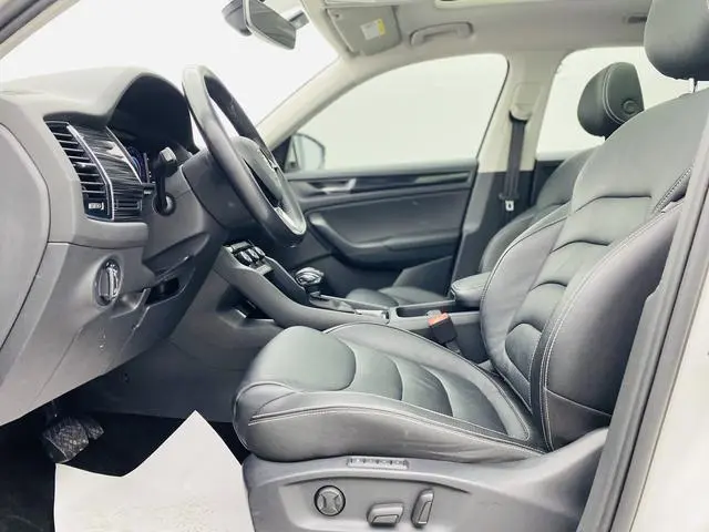 Skoda Kodiak Facelifted ZI330 5-seater two-wheel drive luxury premium edition Country VI