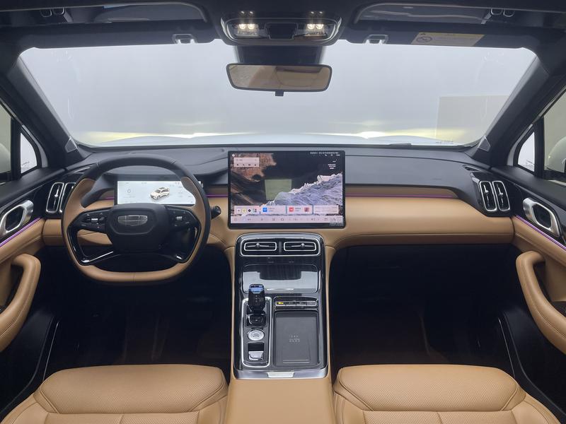 Geely Boyue L 2025
