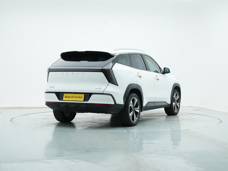 Geely Boyue L 2025