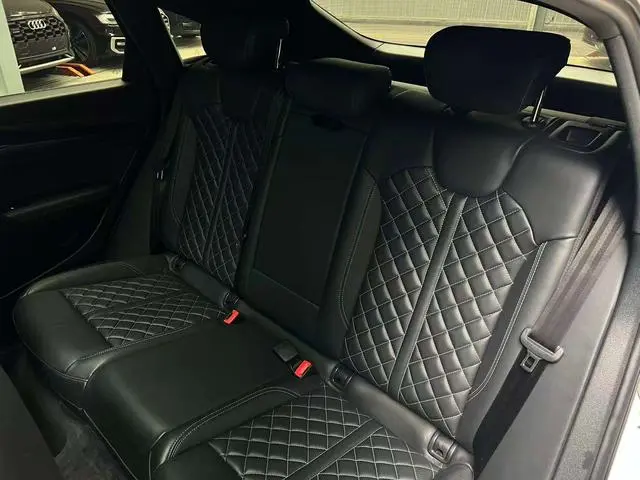 Audi Audi Q5L Sportback 45 TFSI Premium selection