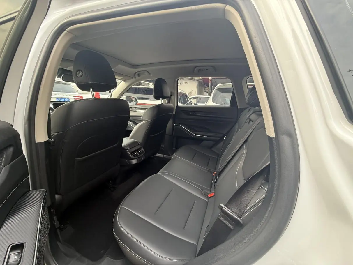 Haval Haval H6 The third generation 1.5 GDIT automatic Pro version