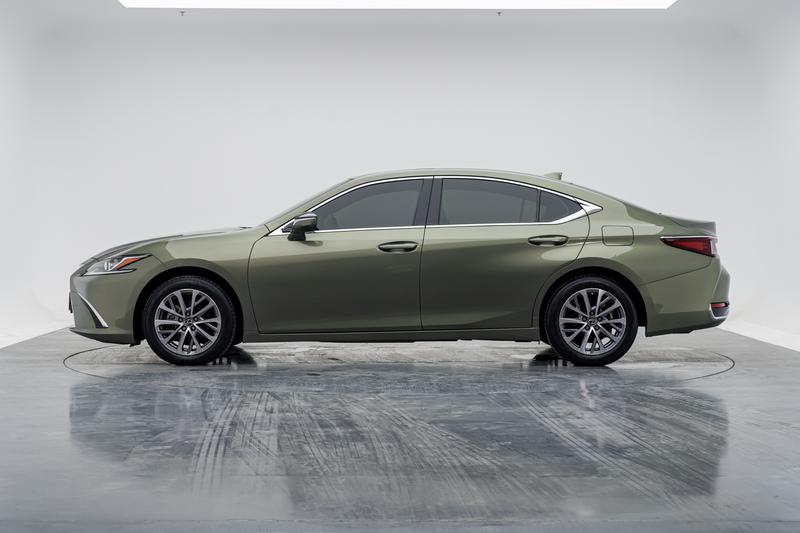 Lexus Lexus ES 2021