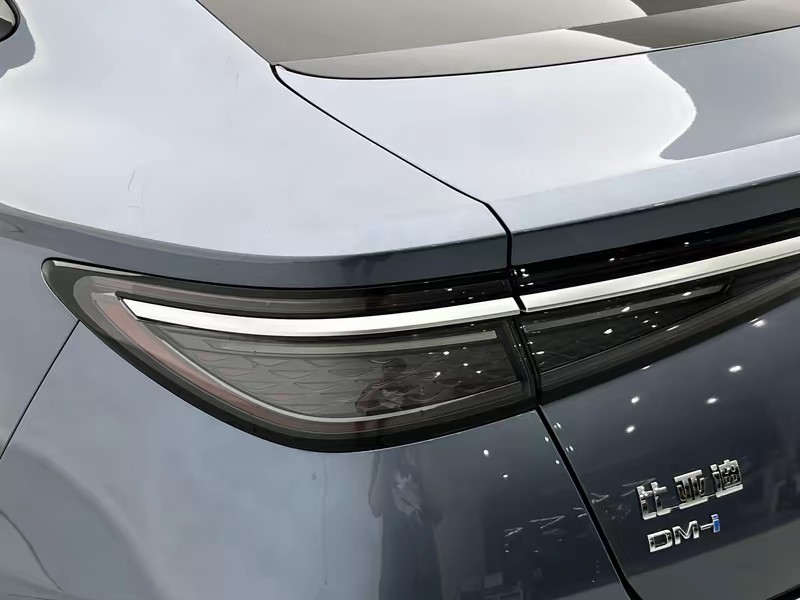 BYD Seal 07DM 2025