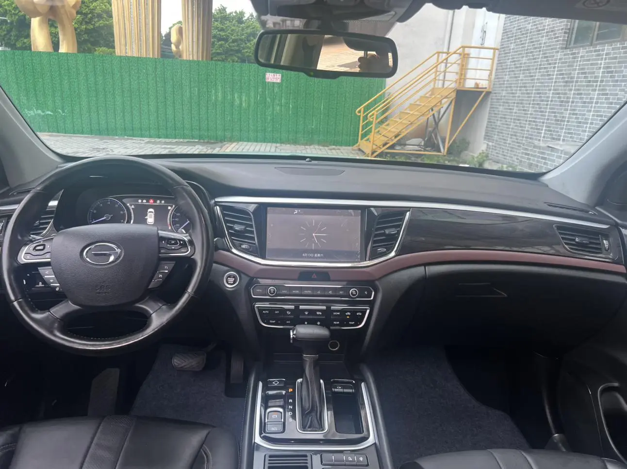 GAC Trumpchi GS8 320T two-wheel drive luxury Zhilian Edition 7 seats