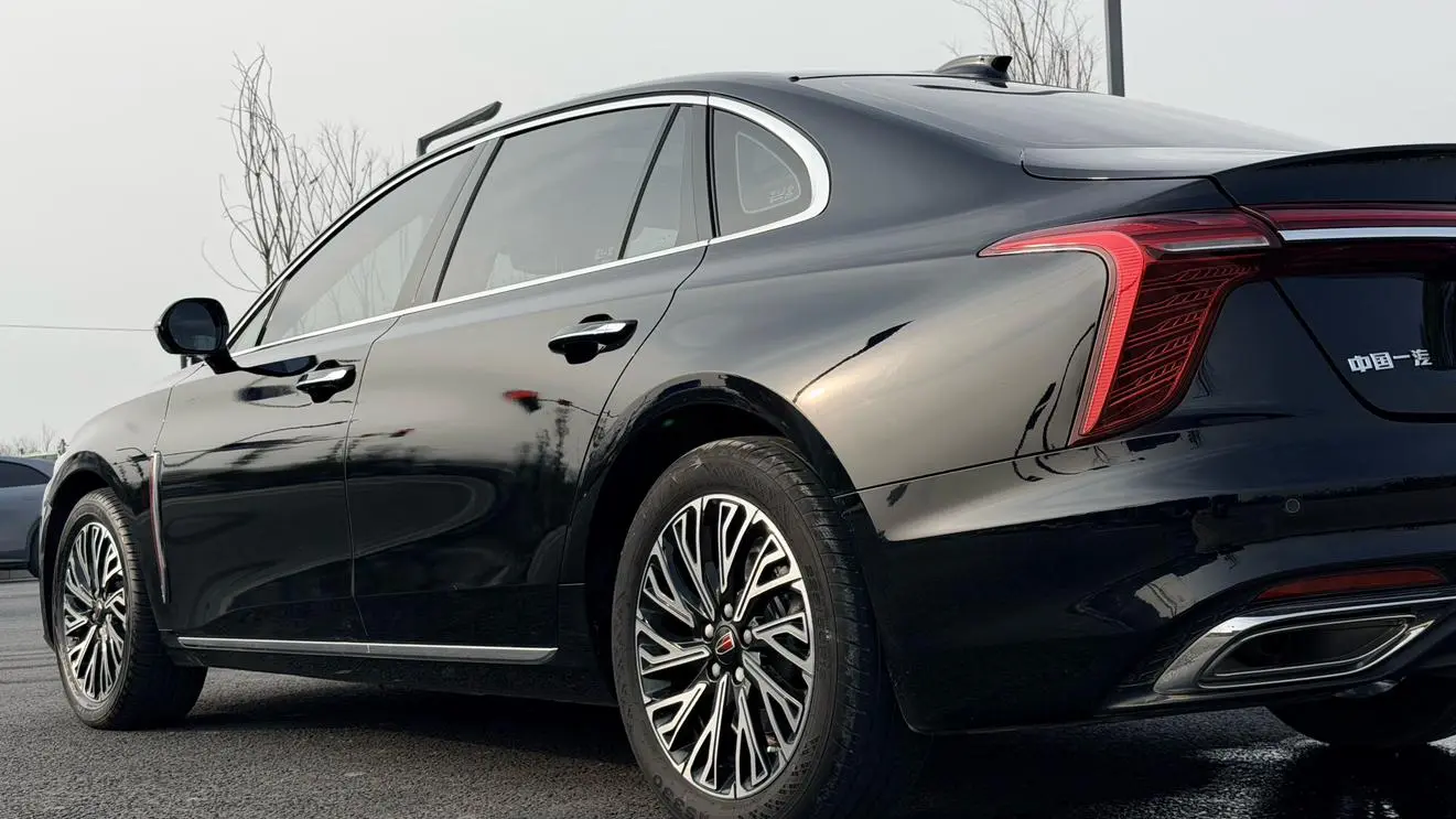 Hongqi Hongqi H5 2.0T Automatic Smart Union Flag Enjoy Edition