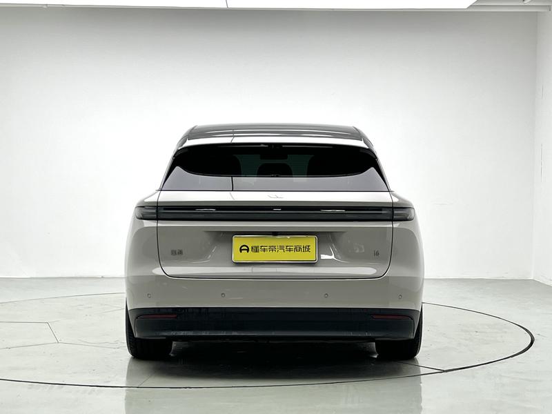 Li Auto Ideal i6 2025