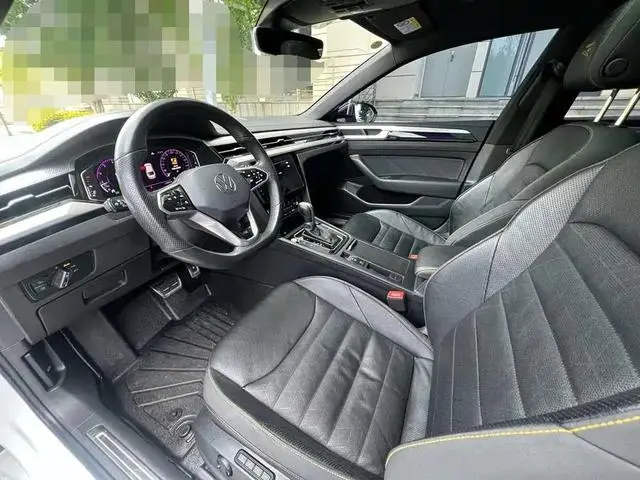 Volkswagen Volkswagen CC 380TSI eye-catching version