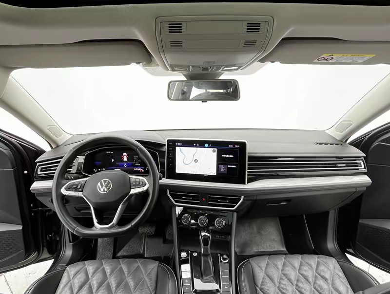 Volkswagen Sagitar 2023