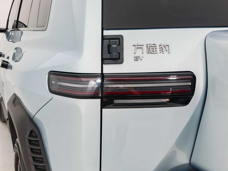 Fangchengbao Titanium 3 2025
