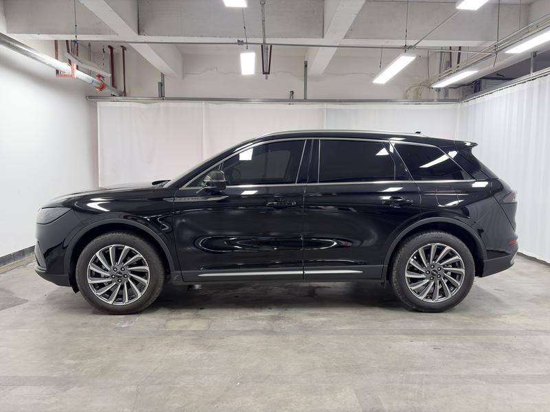 Lincoln adventurer 2024