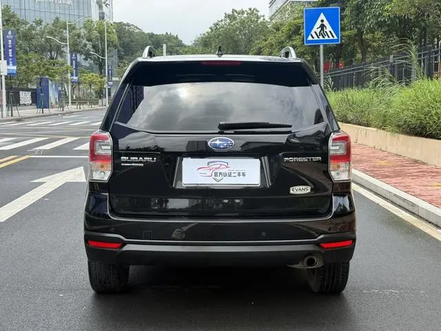 Subaru FORESTER Forester 2.5i Premium Navigation Version