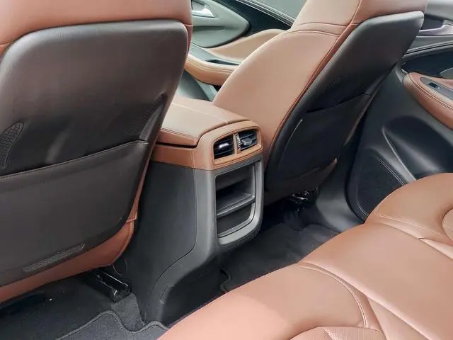 Buick Angkewei 532T two-wheel drive luxury