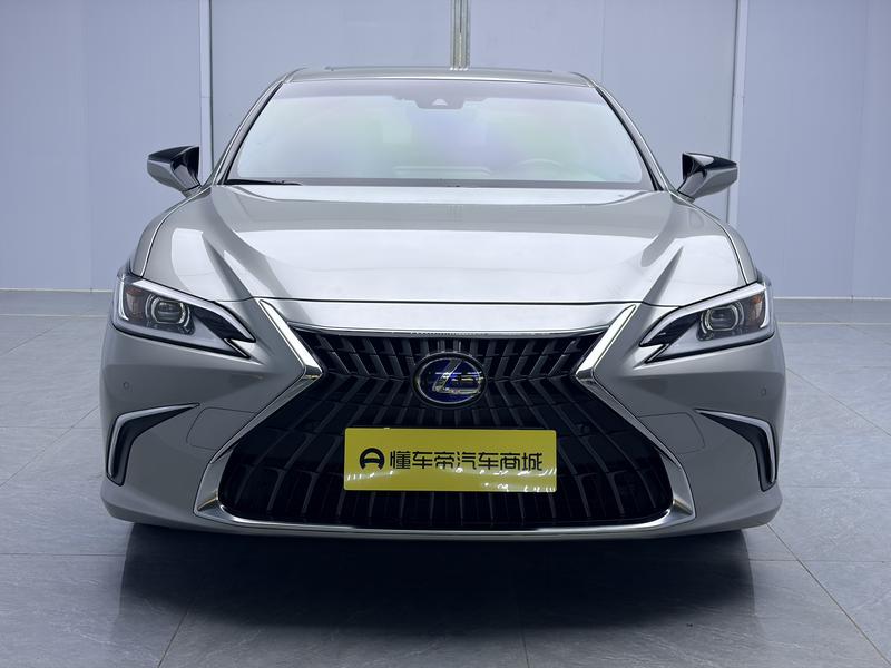 Lexus Lexus ES 2021