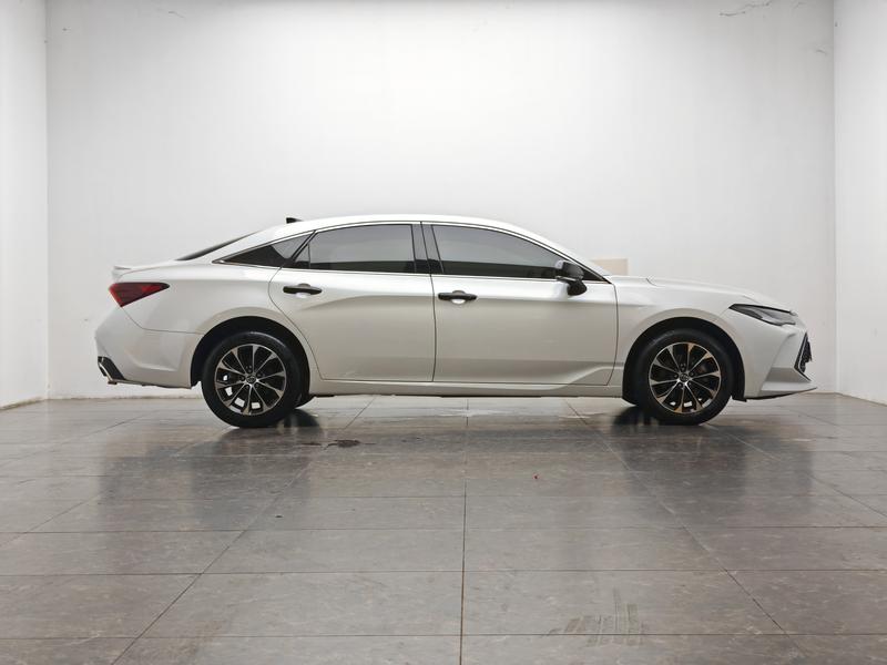 Toyota Asian Dragon 2023