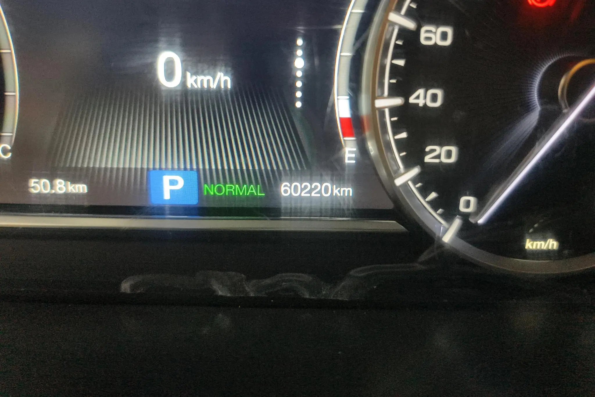 GAC Trumpchi M6 270T Automatic Elite Edition 7 seats