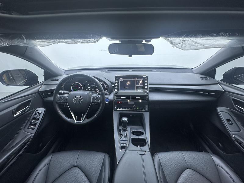 Toyota Asian Dragon 2019