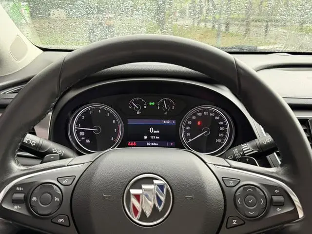 Buick Lacrosse 552T luxury