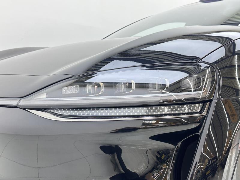 Luxeed Luxeed R7 2026