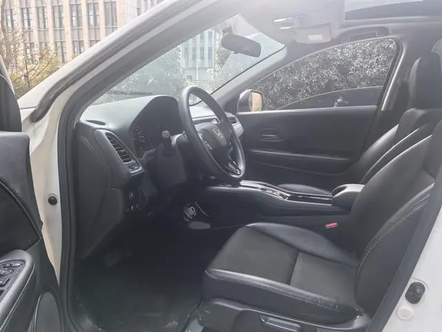 Honda Binzhi 1.5L CVT Deluxe Edition