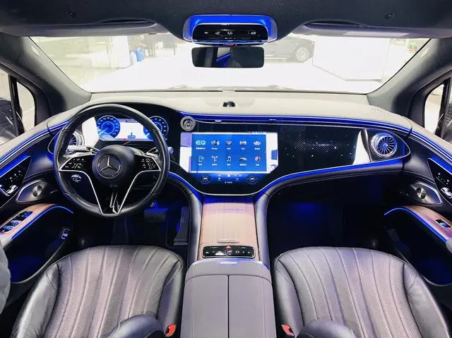 Mercedes-Benz Mercedes-Benz EQS SUV EQS 450 4MATIC Pioneer Edition
