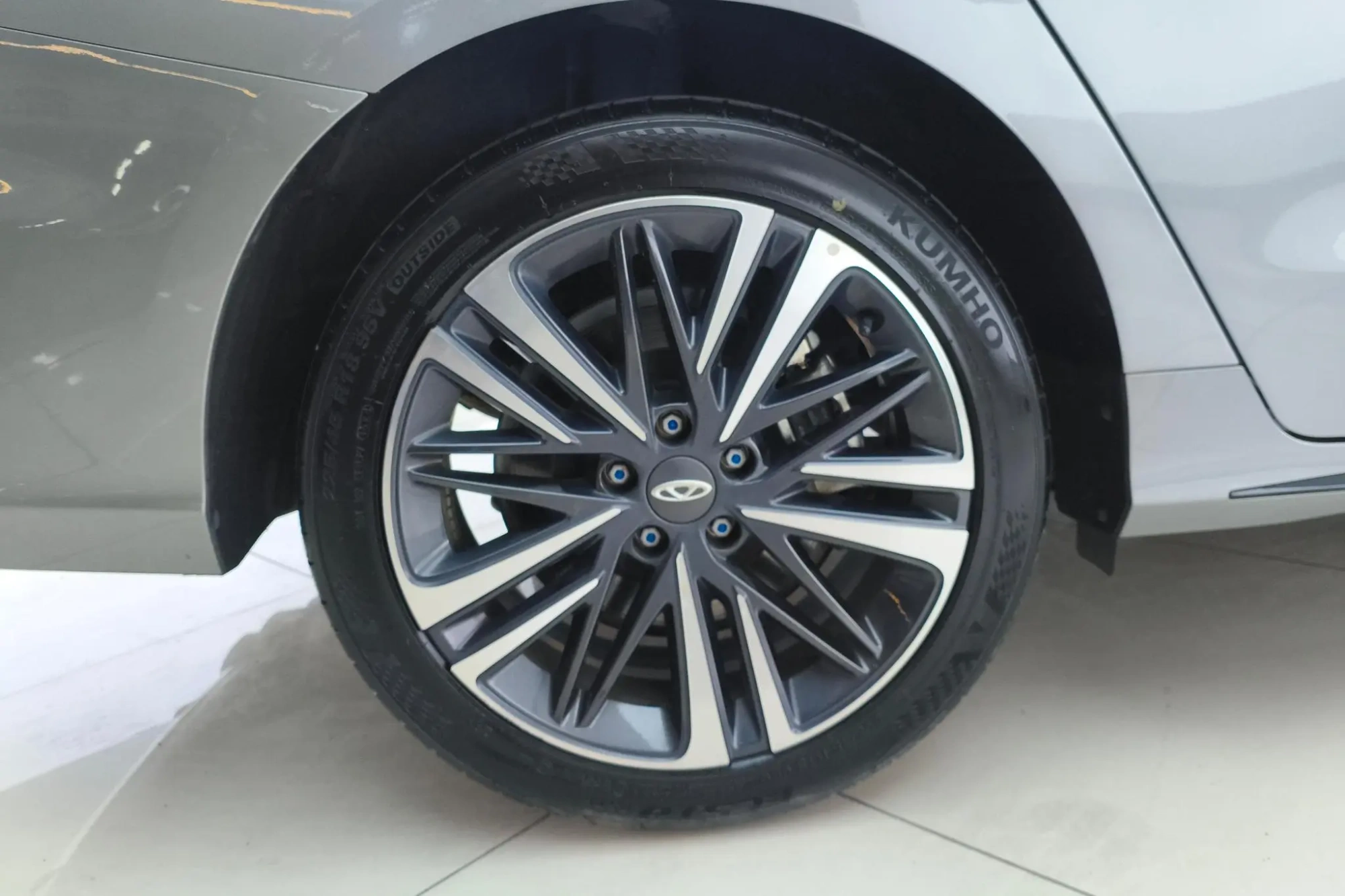 Chery Fulwin Arrizo 8 High-energy version 2.0T DCT Jin