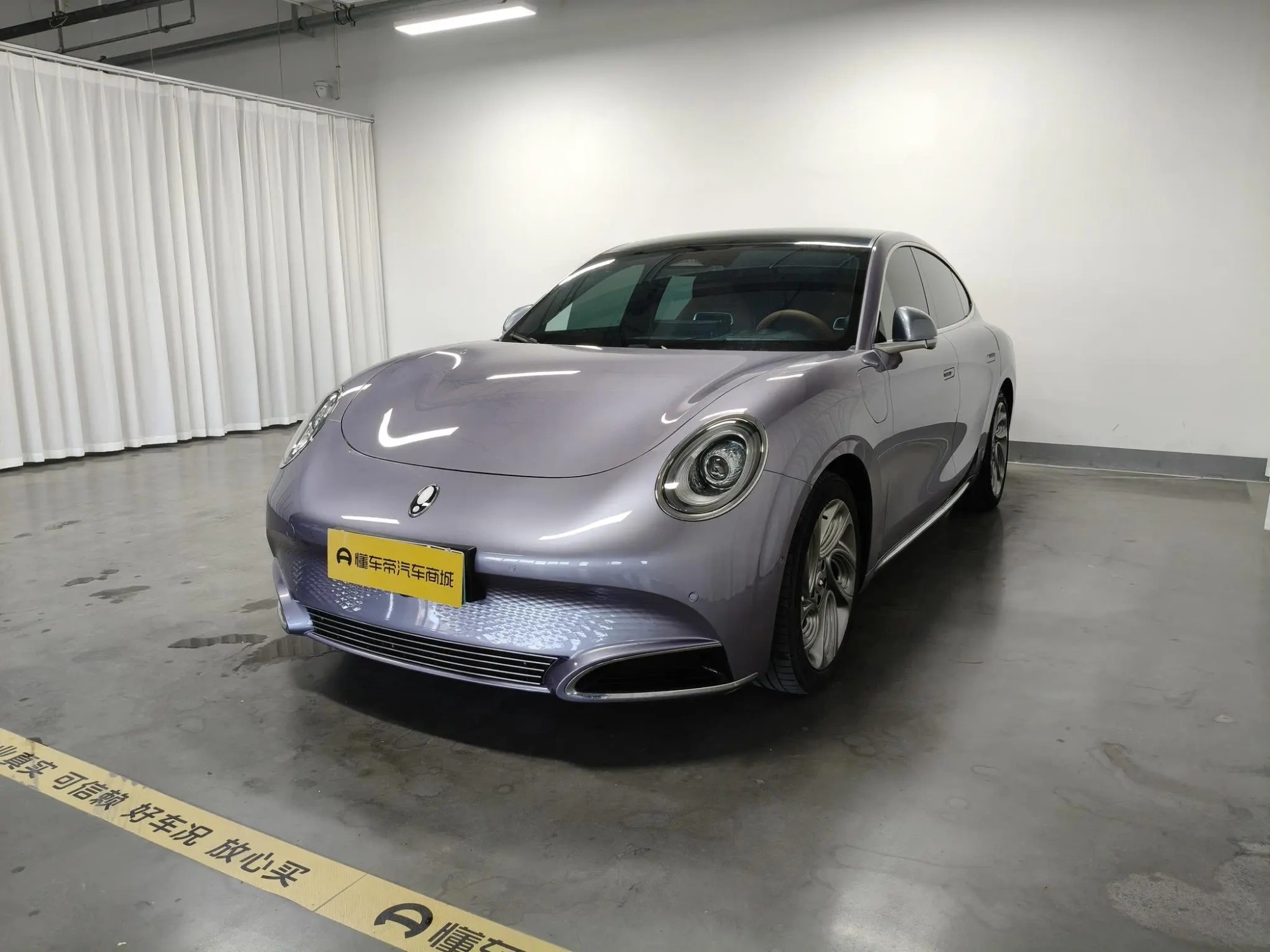 Ora Euler Lightning Cat 555km Premium Edition