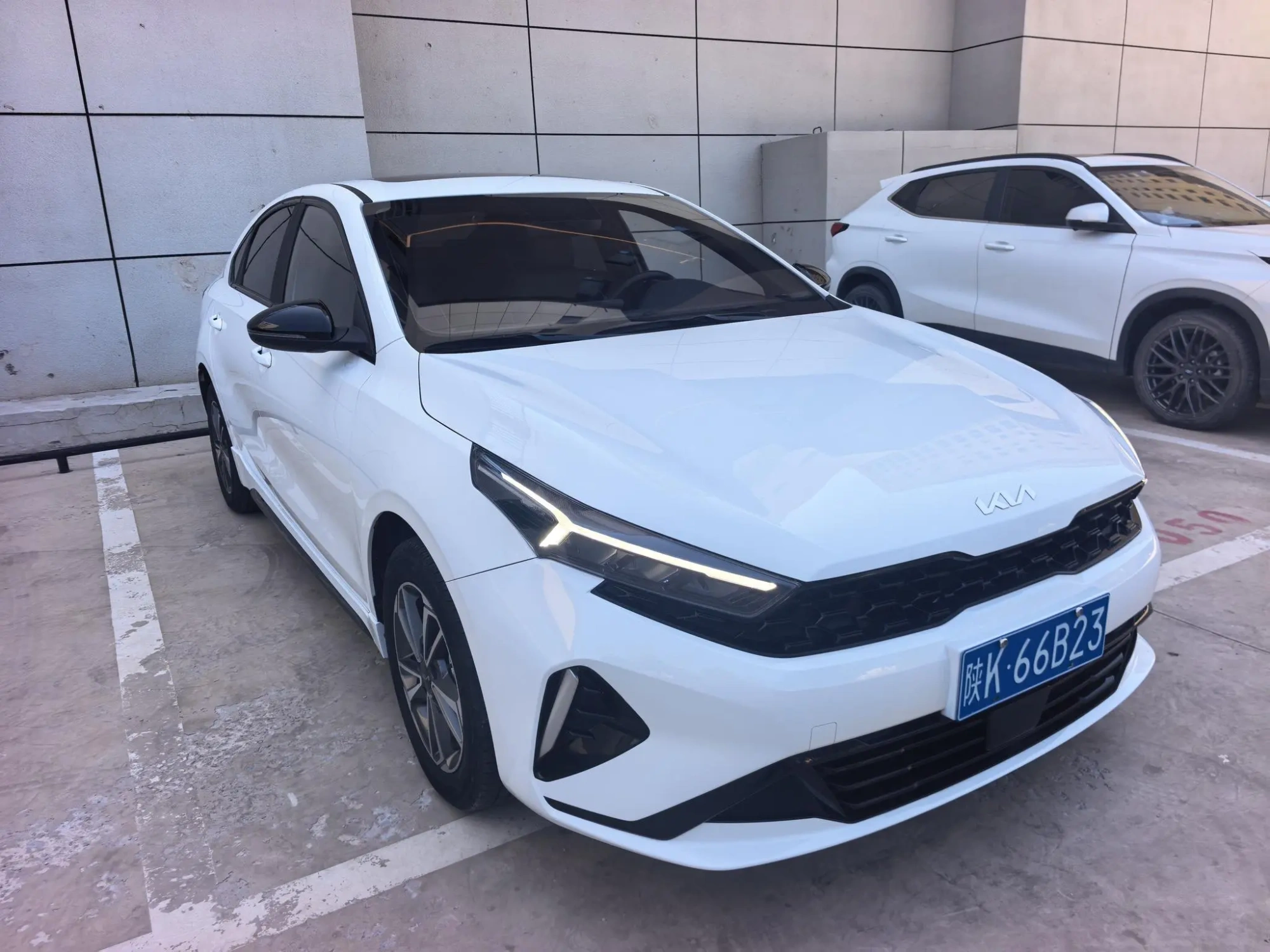 Kia Kia K3 1.4T DCT Deluxe Edition