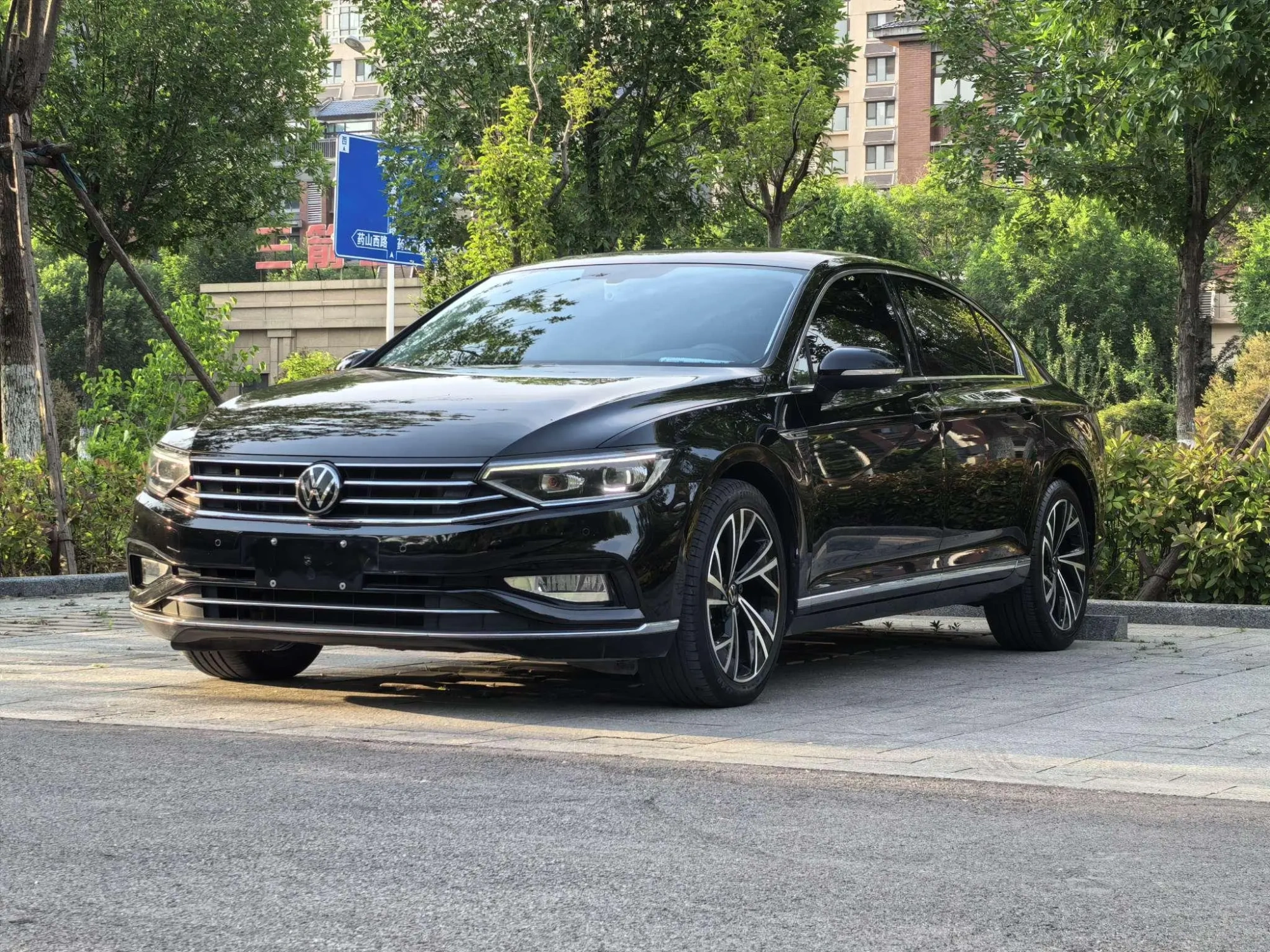 Volkswagen Magotan 330TSI DSG Luxury
