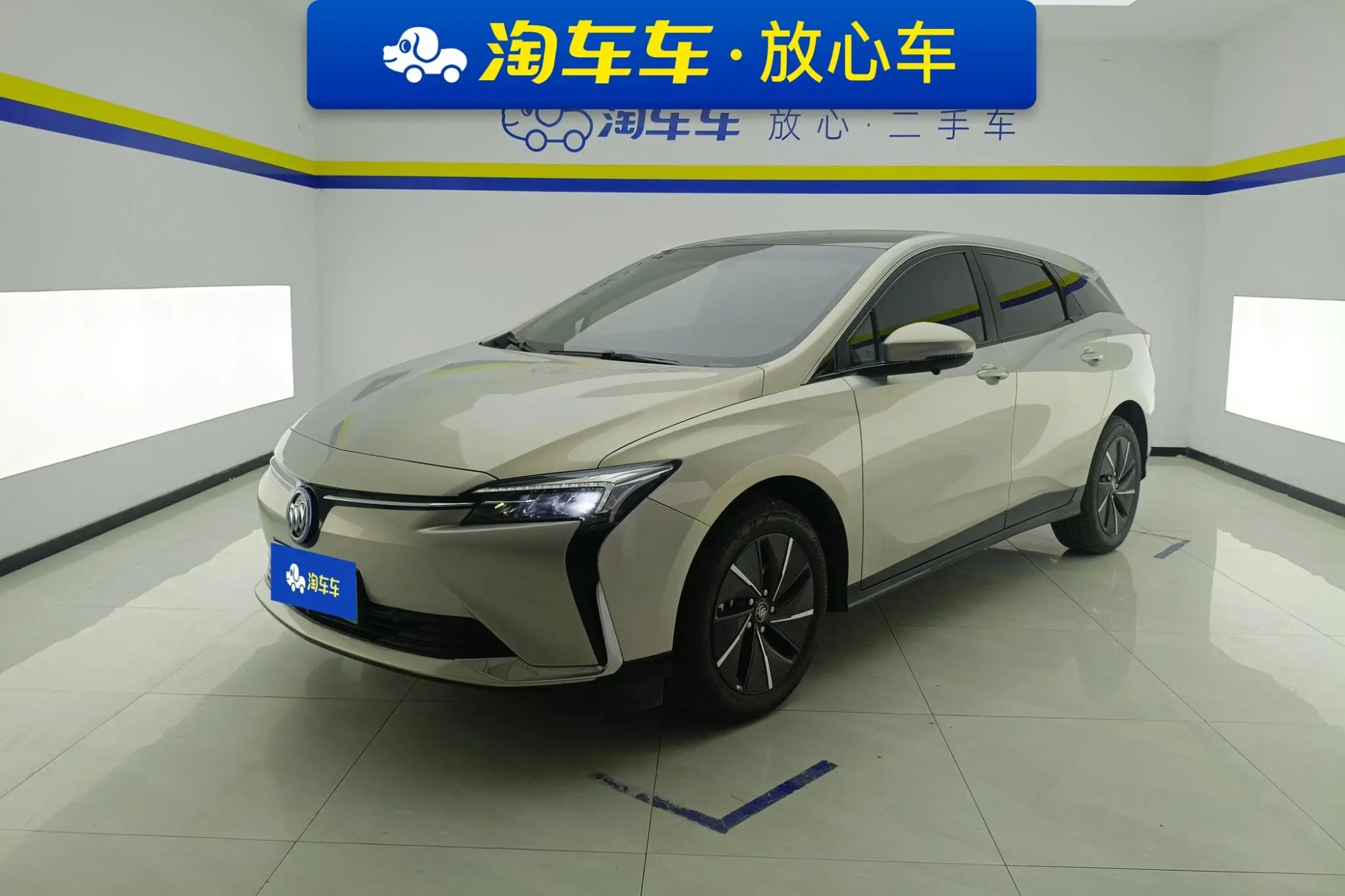 Buick Slightly blue 6 430km Premium Edition