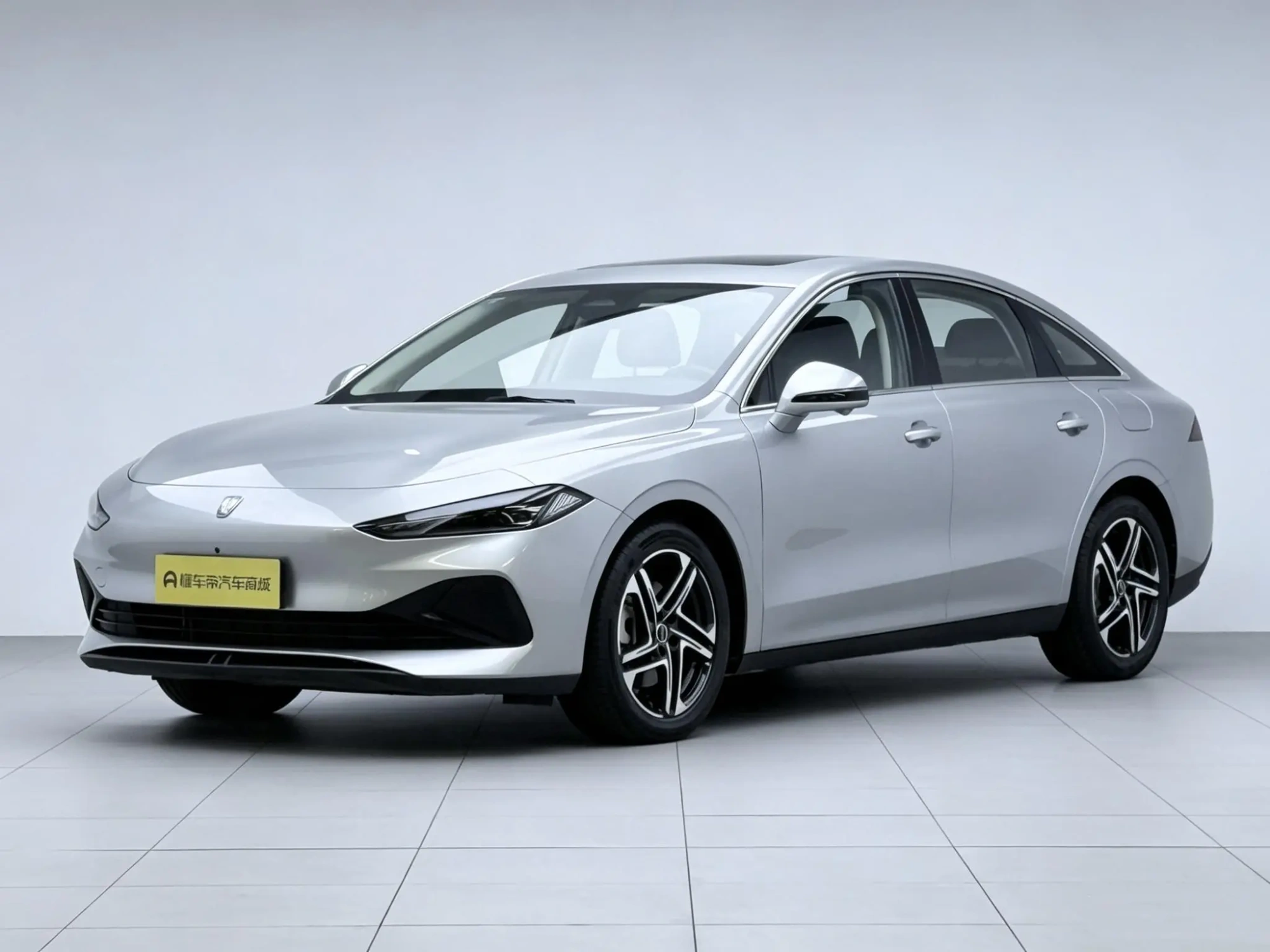 Roewe Roewe D7 DMH 125 Ultimate Edition