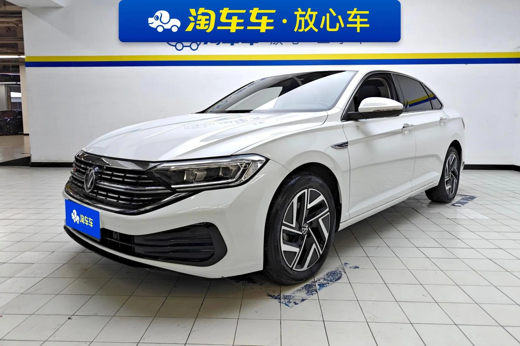 Volkswagen Sagitar 300TSI DSG Beyond Edition